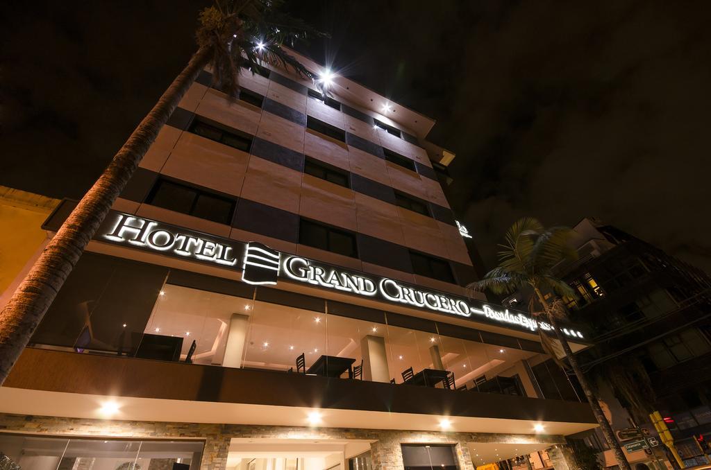 Bagu Grand Crucero Posadas Buitenkant foto